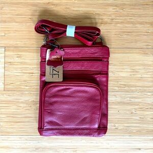 Maze Super Soft Leather Crossbody Bag Wine
